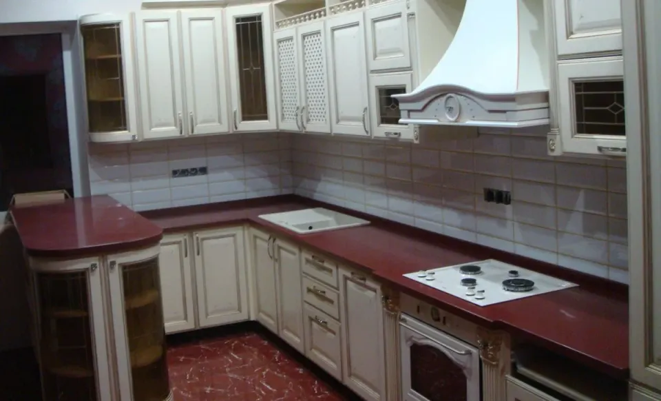 Акриловая столешница с барной стойкой